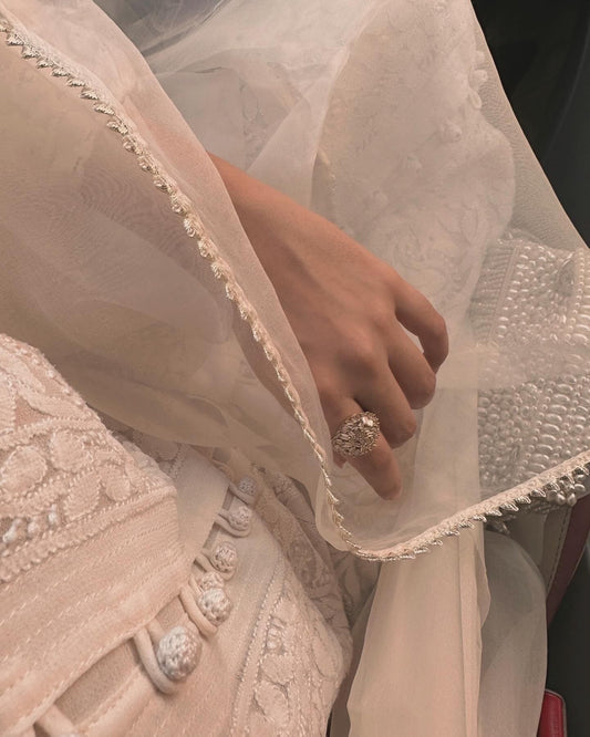 Luna - Full Moon Odhani