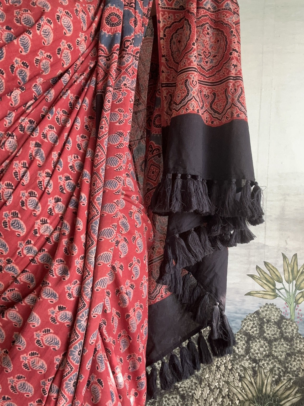Kairi & Mirchi Ajrakh Cotton Mul Saree